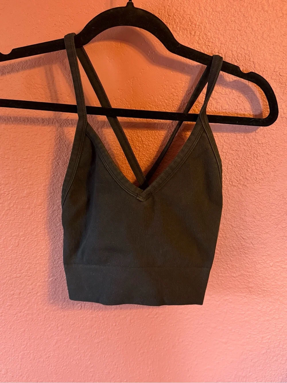 ALO Black Crossback Seamless Sports BravLarge